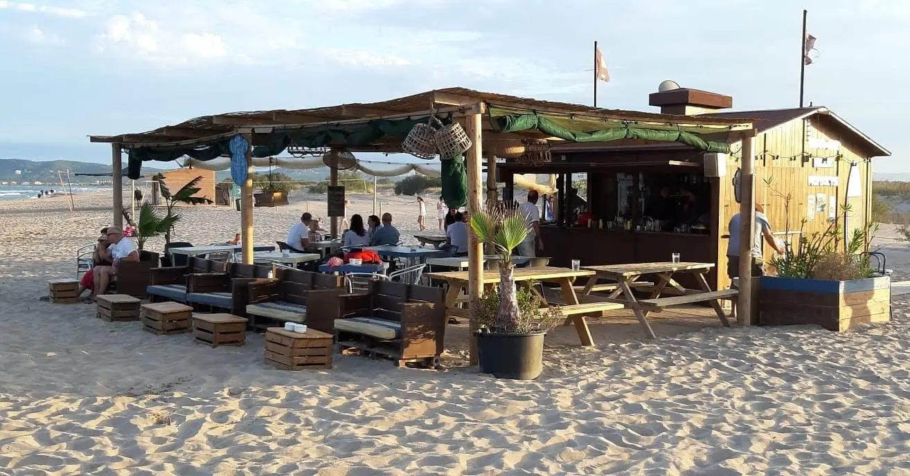 Blue Monkeys Beach Bar