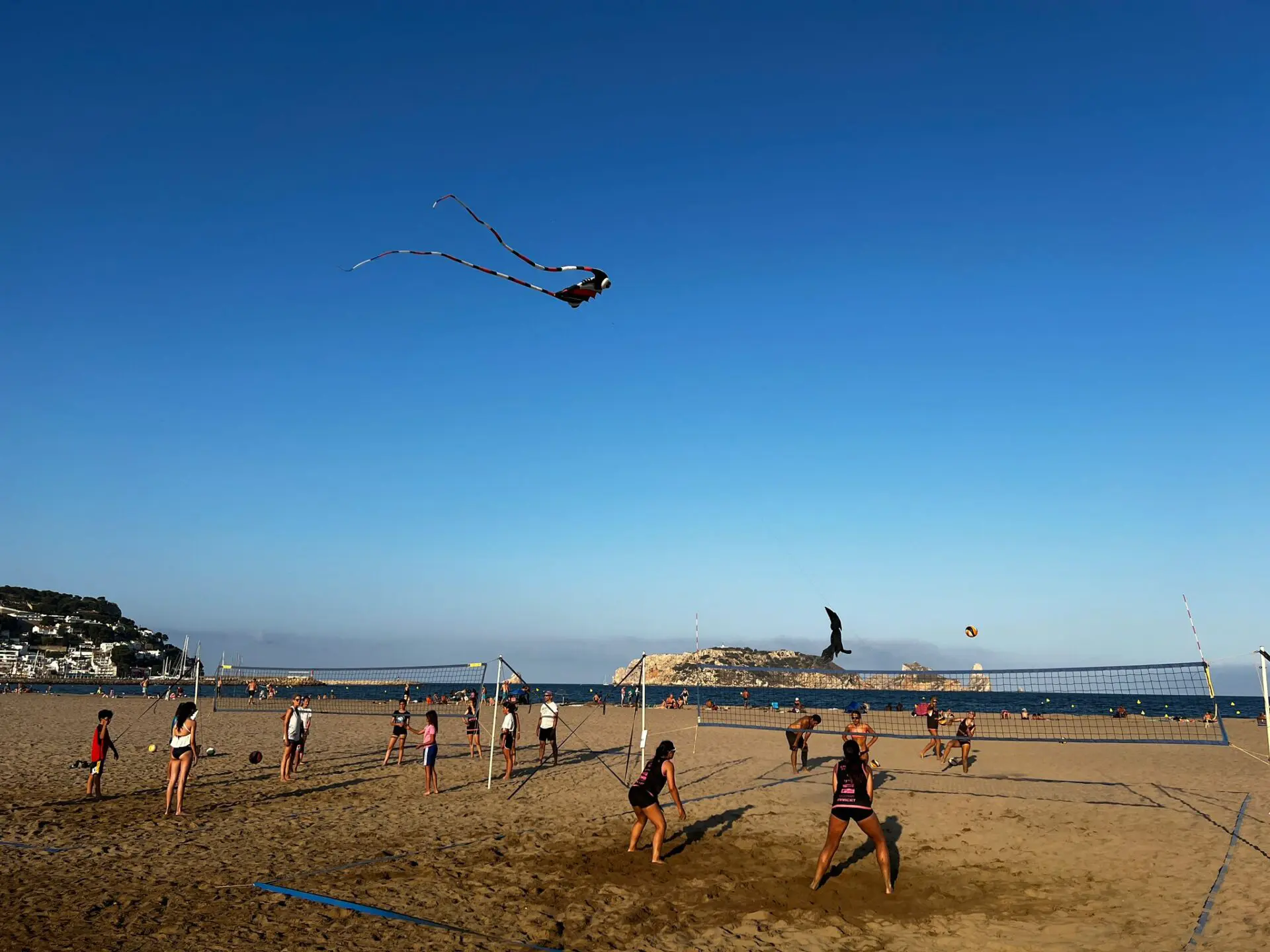 Activitats esportives a la platja de l'Estartit aquest estiu 