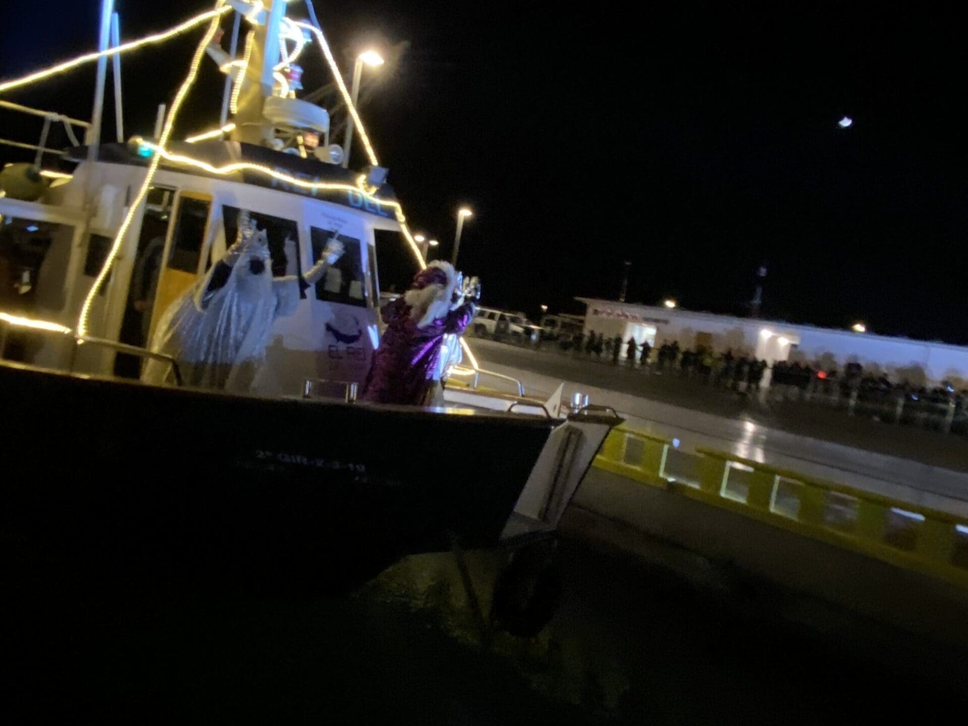 Arribada dels Reis d'Orient en vaixell al port de l'Estartit
