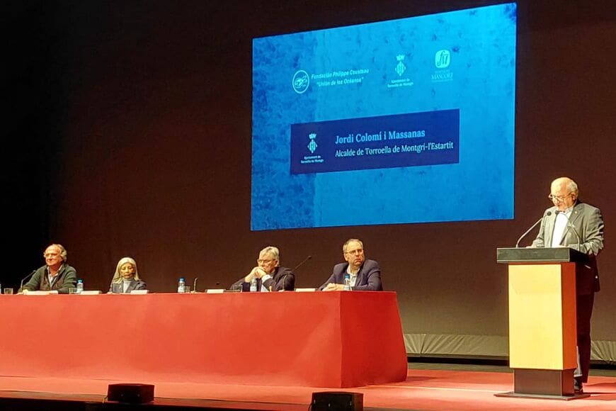 L'Alcalde de Torroella de Montgrí i l'Estartit, Jordi Colomí, durant la presentació de la nova seu científica mundial de la Fundació Costeau