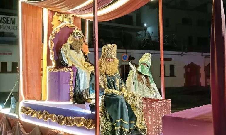 Los Reyes Magos están de camino a Torroella de Montgrí y l’Estartit, donde todo está listo para recibirlos como se merecen.